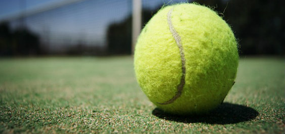 Corso gratuito di avviamento al tennis